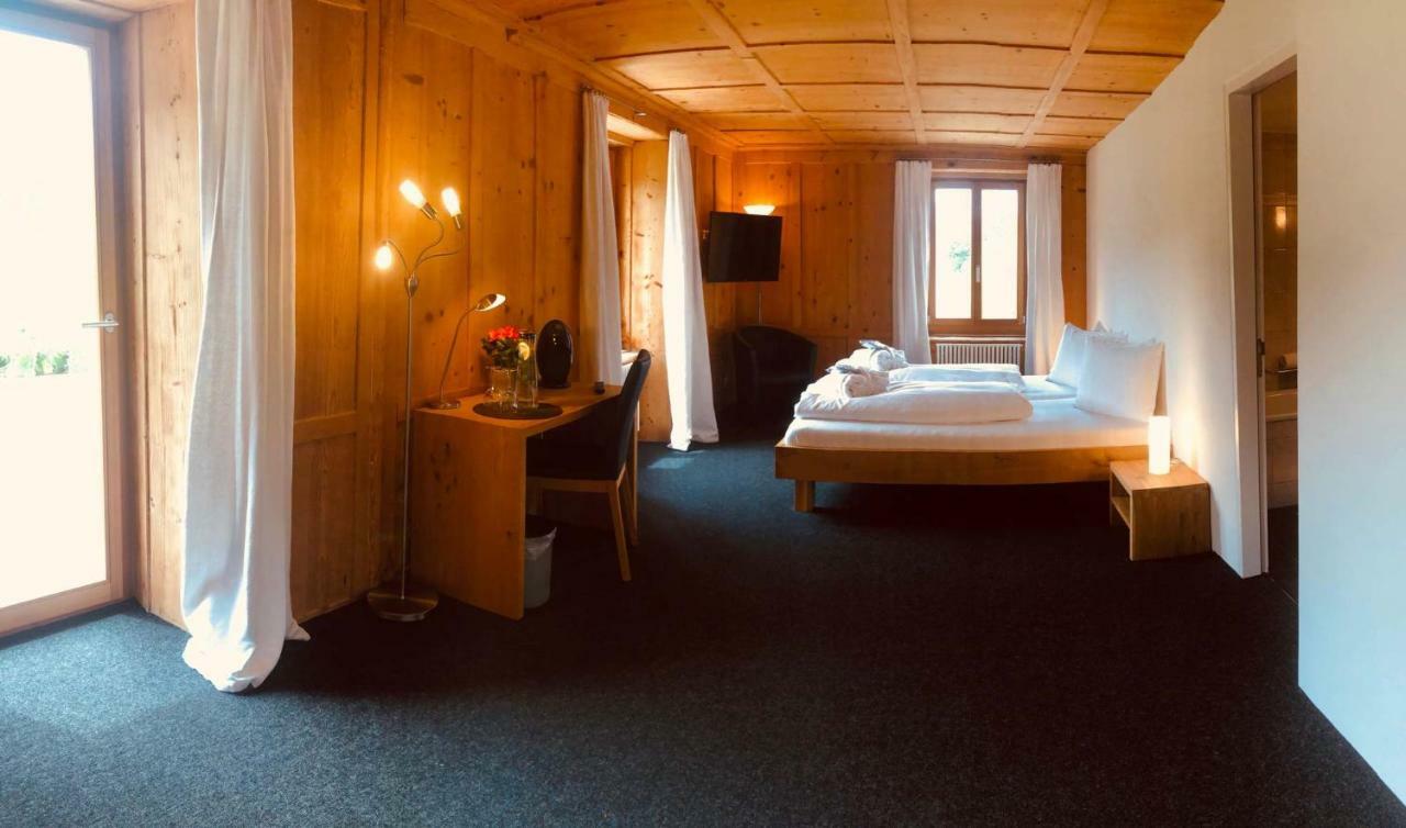 Landgasthof zum Glenner Domat Exterior foto